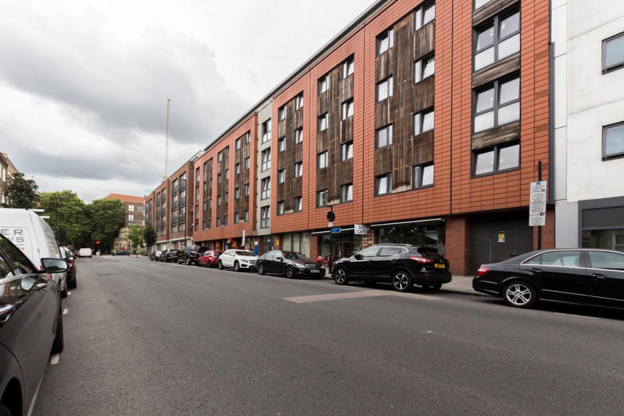 Appartement Caledonian - Bright One-bedroom With Private Decked Garden