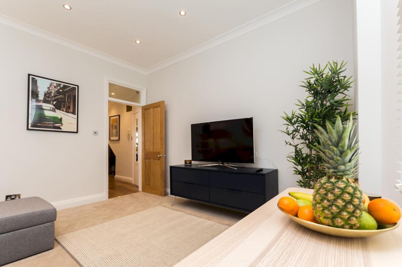 Caledonian - Bright One-bedroom With Private Decked Garden Appartement